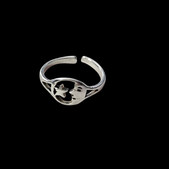 Moon and Star Toe Ring, adjustable .925 Sterling Silver - Picture 2 of 5